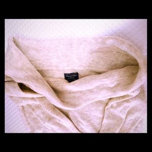 Abercrombie off shoulder Cashmere sweater